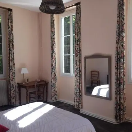 Hébergement de vacances La Bellevue à *